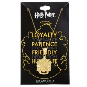 NWT Bioworld Gold Harry Potter Hufflepuff Crest Pendant Necklace
